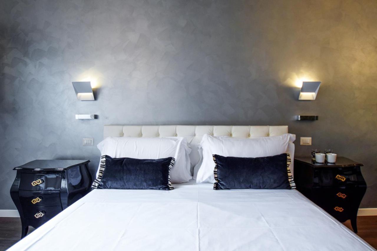 Navona Secret Stay Guest House โรม ภายนอก รูปภาพ
