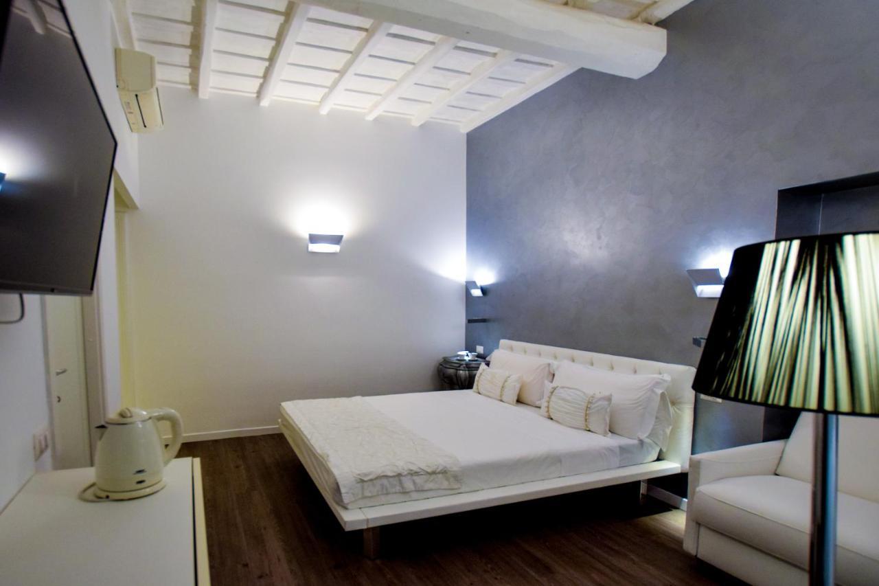 Navona Secret Stay Guest House โรม ภายนอก รูปภาพ
