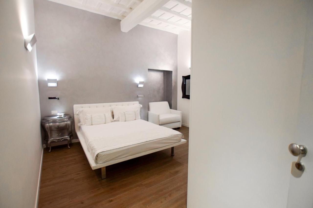 Navona Secret Stay Guest House โรม ภายนอก รูปภาพ