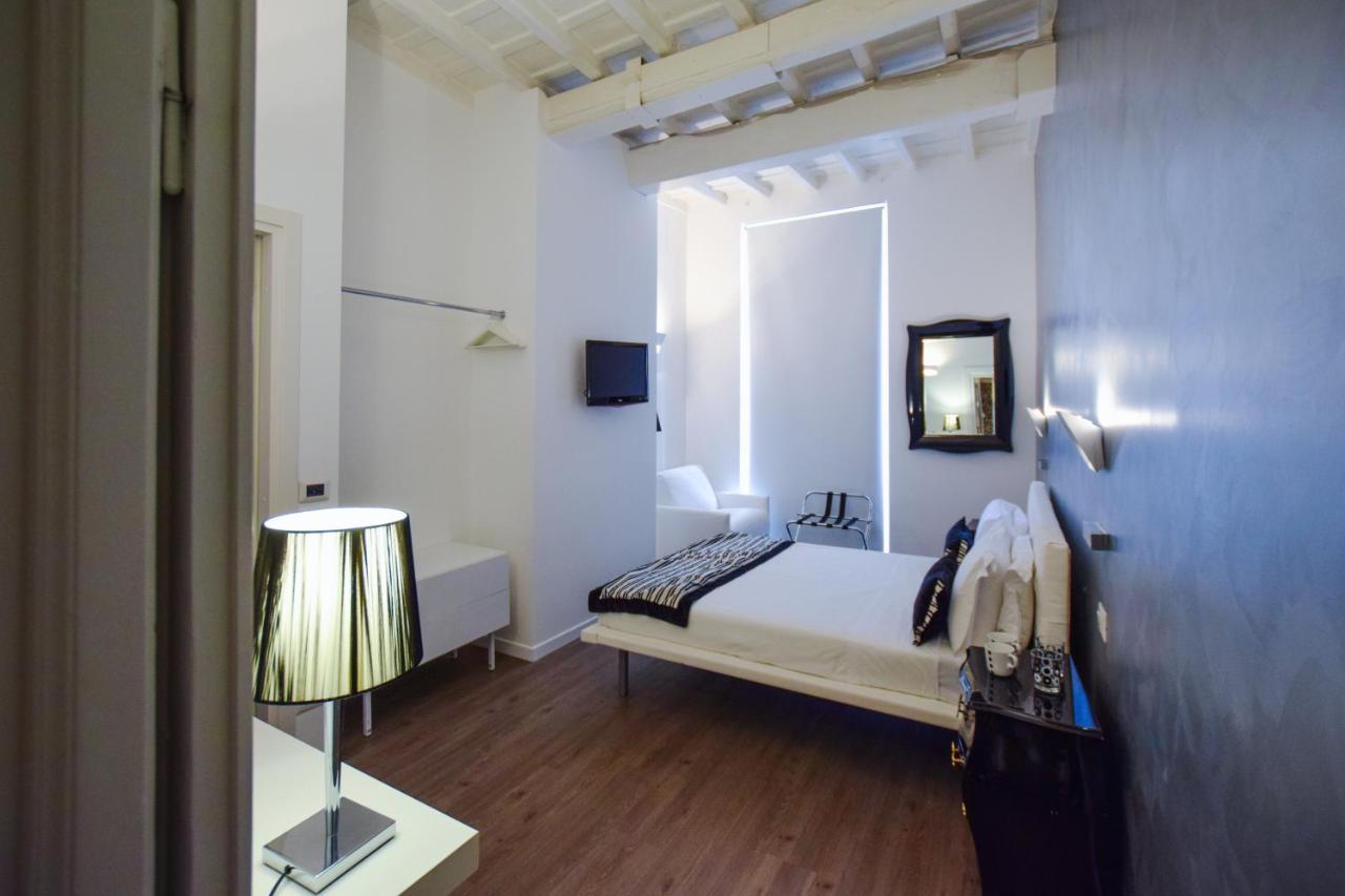 Navona Secret Stay Guest House โรม ภายนอก รูปภาพ