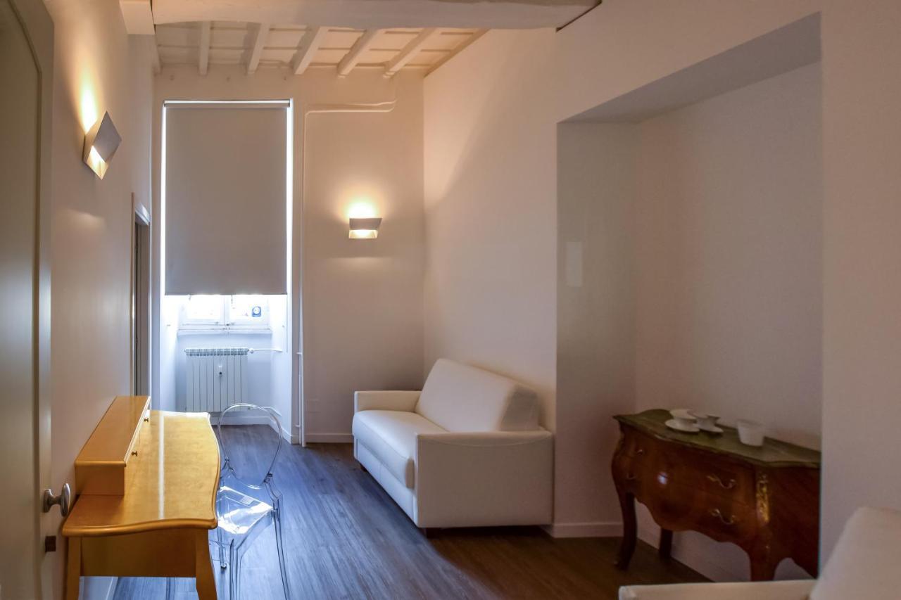 Navona Secret Stay Guest House โรม ภายนอก รูปภาพ