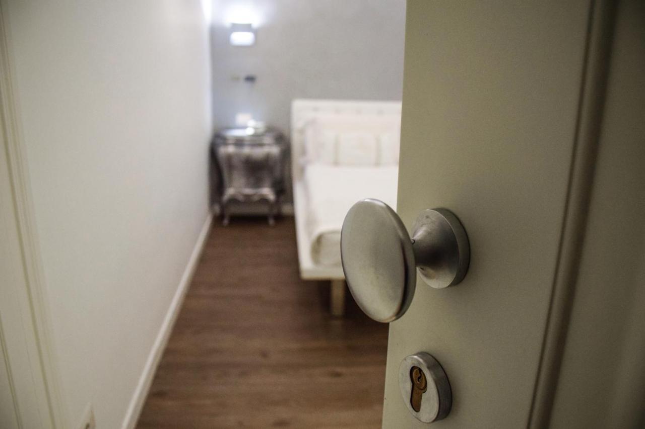 Navona Secret Stay Guest House โรม ภายนอก รูปภาพ