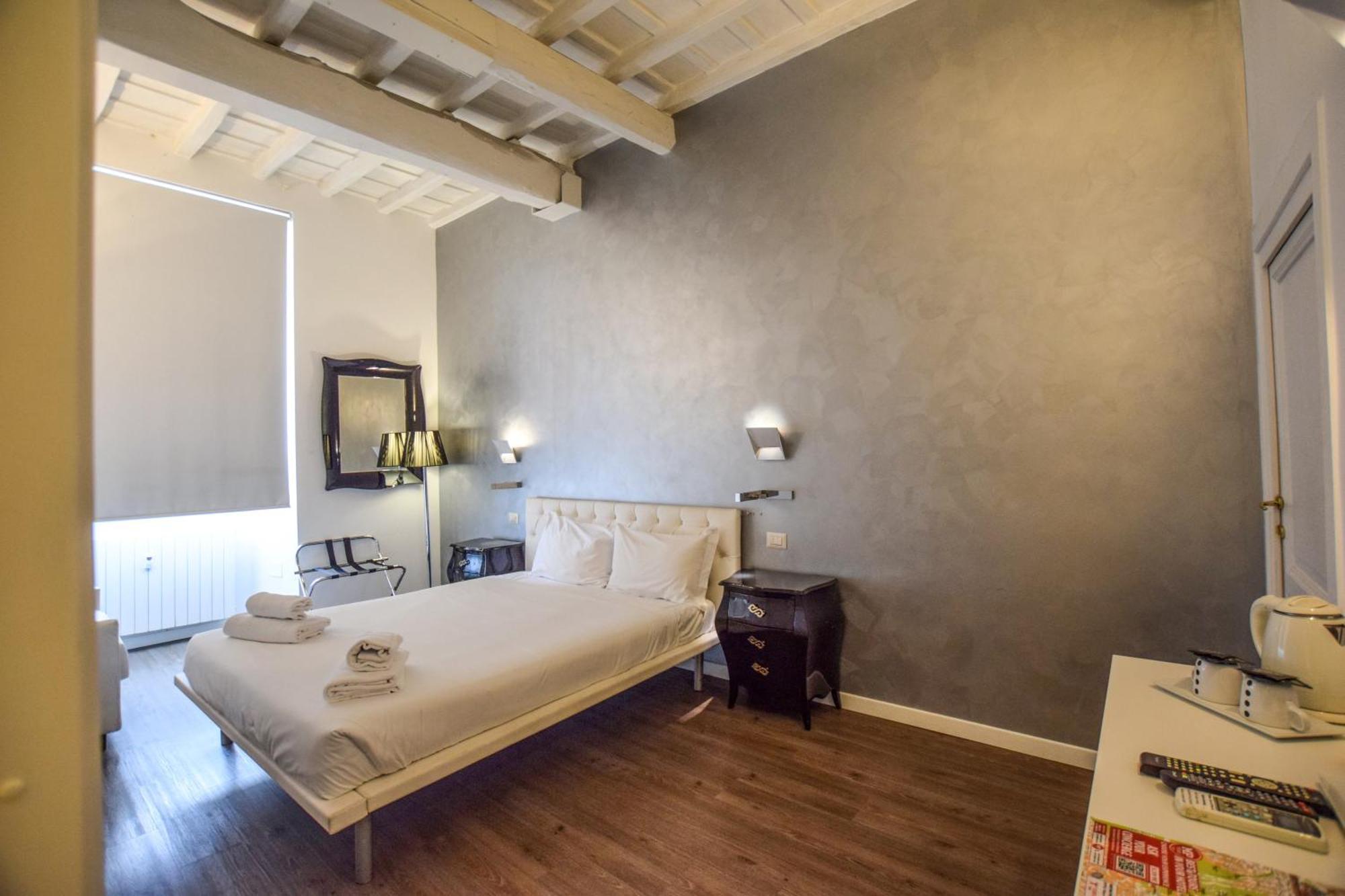 Navona Secret Stay Guest House โรม ภายนอก รูปภาพ