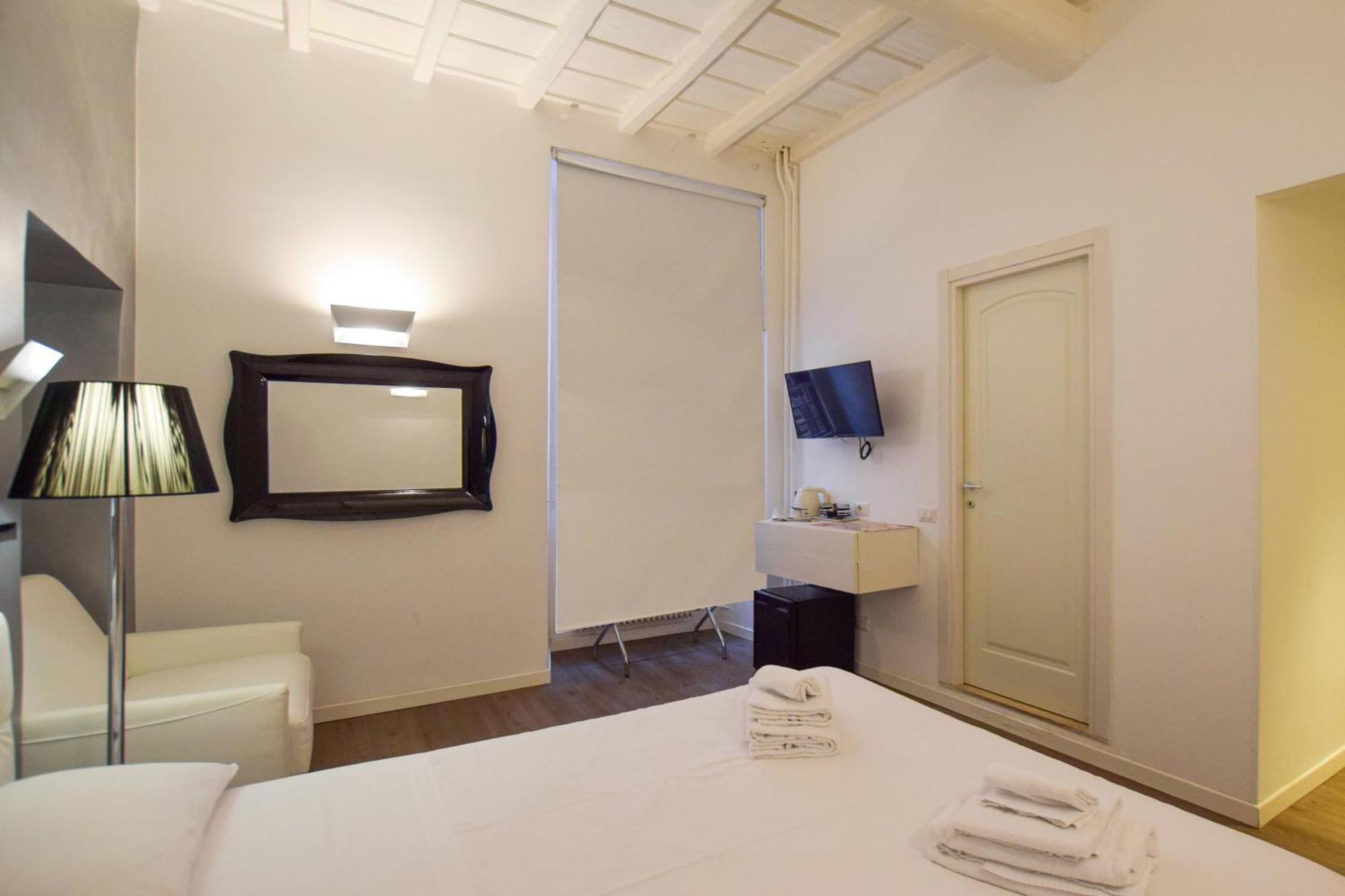 Navona Secret Stay Guest House โรม ภายนอก รูปภาพ