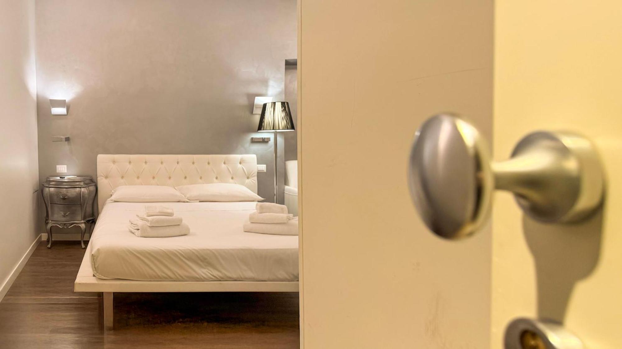 Navona Secret Stay Guest House โรม ภายนอก รูปภาพ