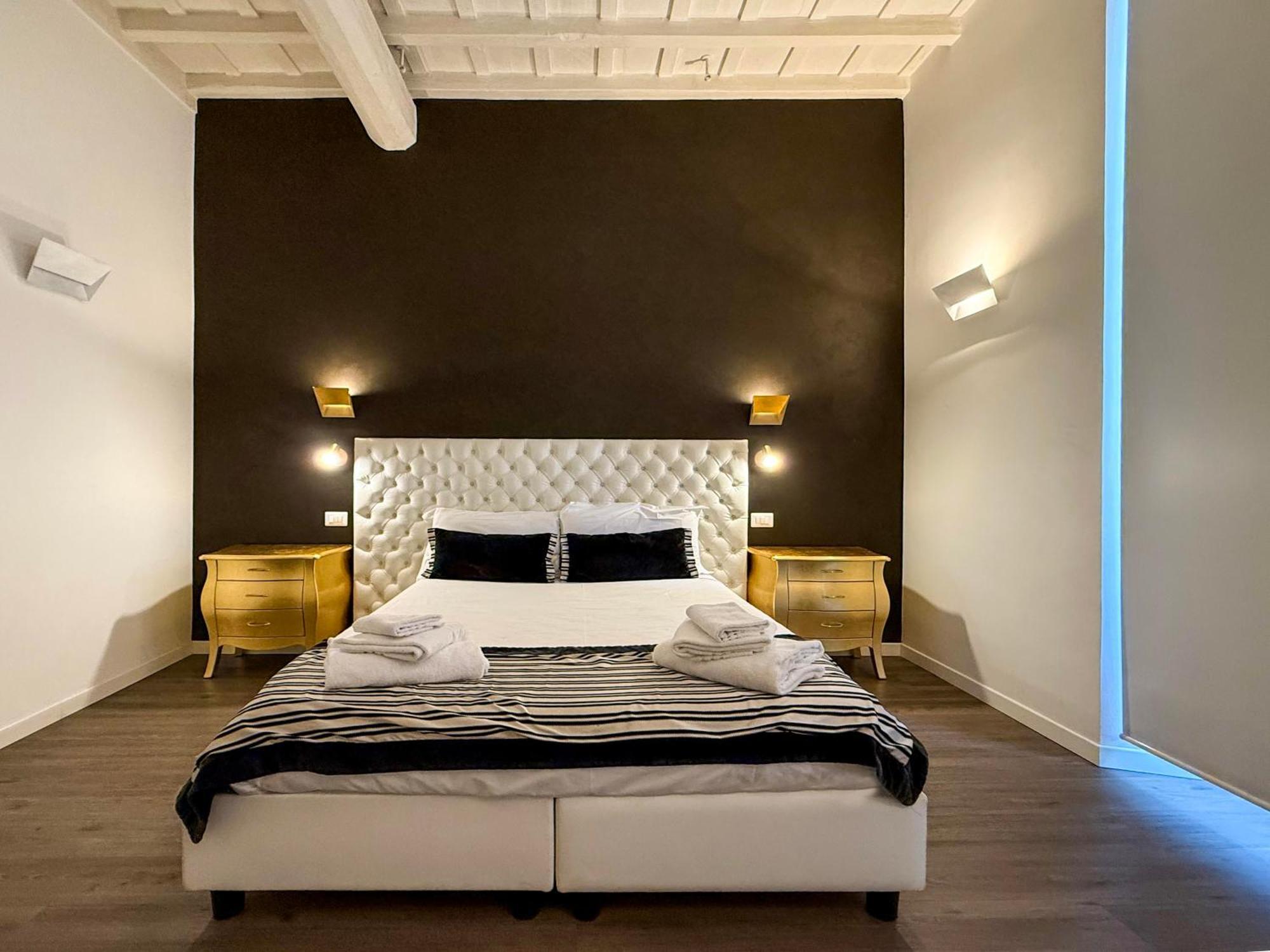 Navona Secret Stay Guest House โรม ภายนอก รูปภาพ